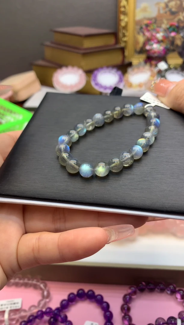 【闪购商品】水晶手串未镶嵌强光透体灰月光8+