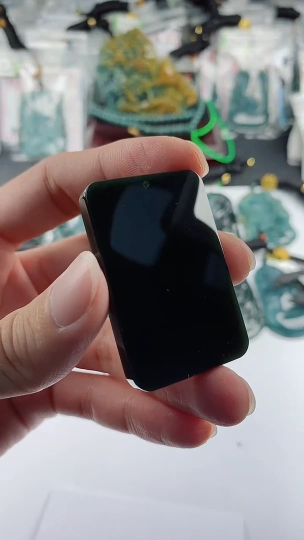 【闪购商品】和田玉（青玉）颈饰未镶嵌多样性一件随机发货