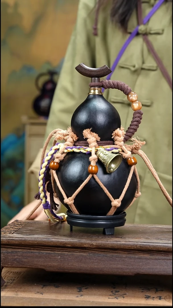 YP082复古网兜款天然酒葫芦（一物一拍）