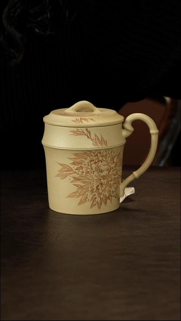 茶杯紫砂李建军 本绿 竹段盖杯 刻牡丹