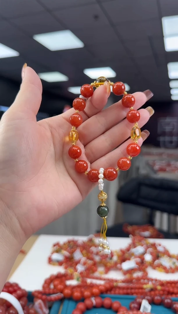 未镶嵌珠串南红玛瑙多样发其一/11/25090010499