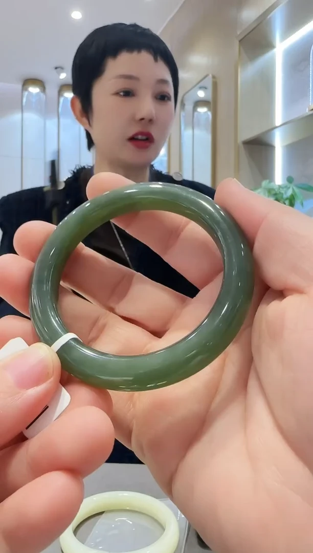 未镶嵌手镯和田玉【79】50mm