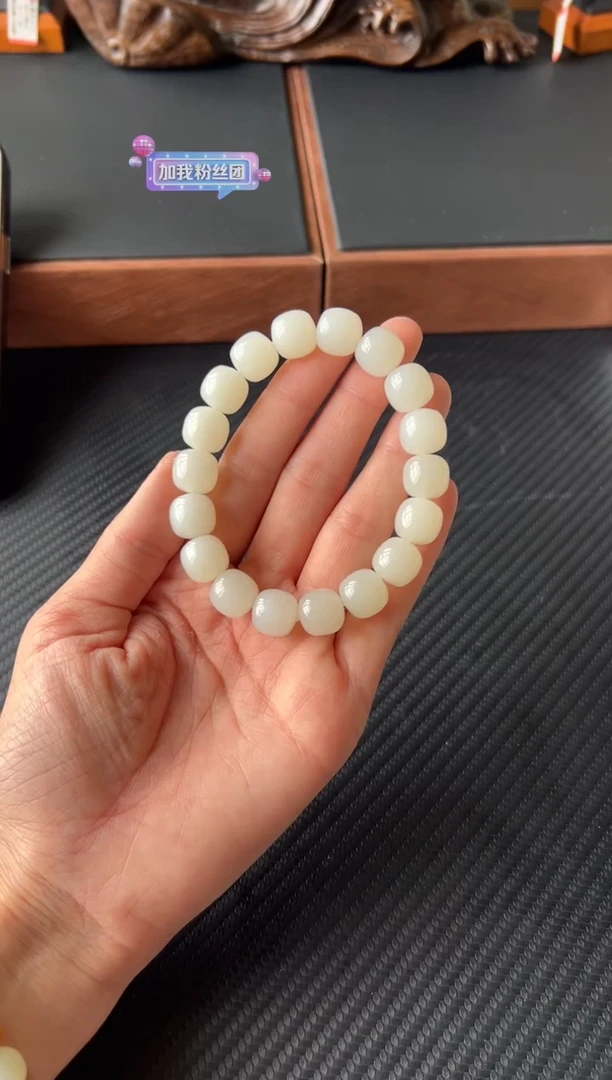 手串未镶嵌和田玉黑山微色差卡12老型珠J