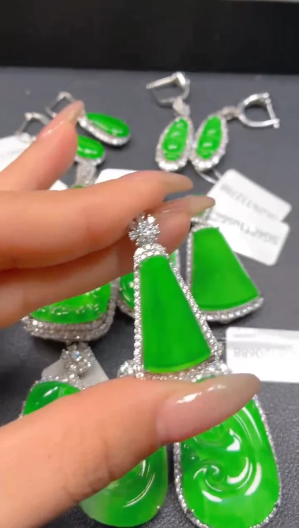 吊坠(不含链)银S925镶嵌翡翠1