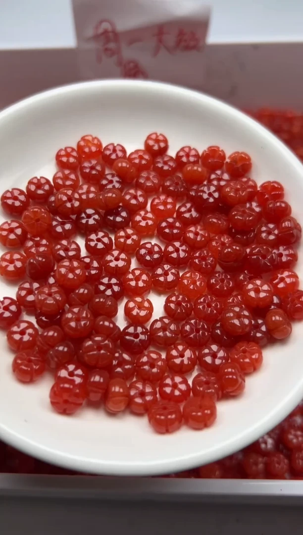 南红玛瑙未镶嵌颈饰W1858满肉南红五瓣花8mm*20颗