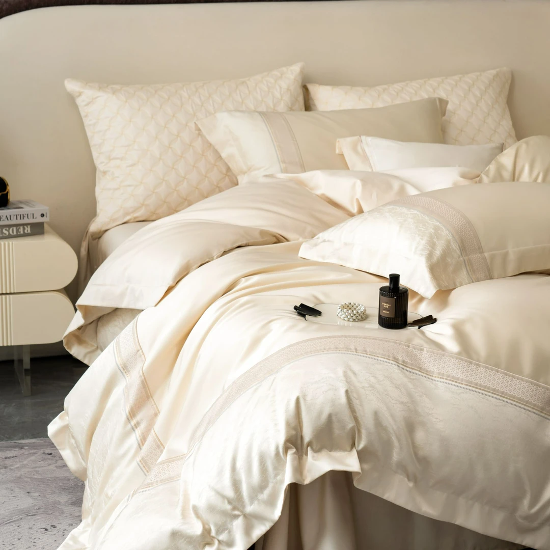 孔龙 鎏光溢彩 简约高端轻奢天丝棉磨毛被面大拼角工艺舒适四件套