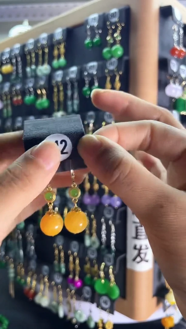 【闪购商品】翡翠耳饰银S925镶嵌142