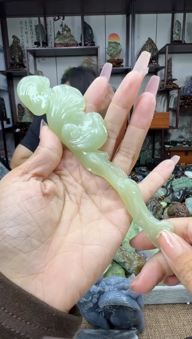 未镶嵌和田玉把件1