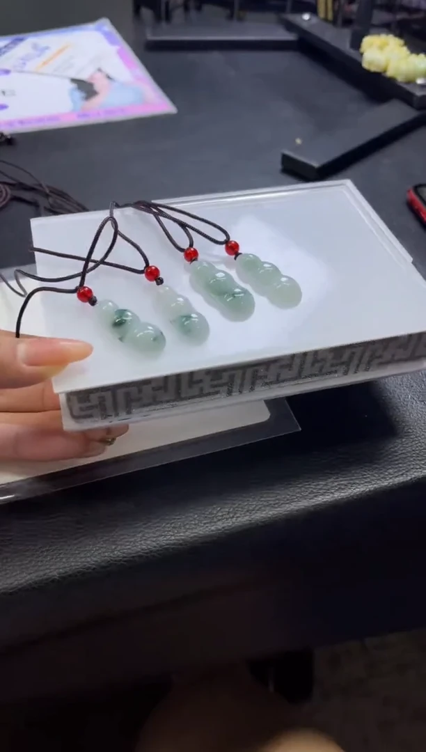颈饰未镶嵌翡翠L171/多样性发一件/配绳子