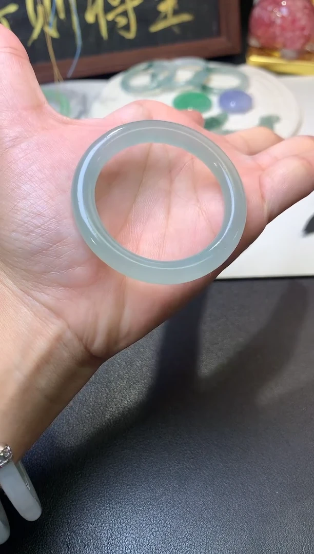 未镶嵌定制翡翠毛货