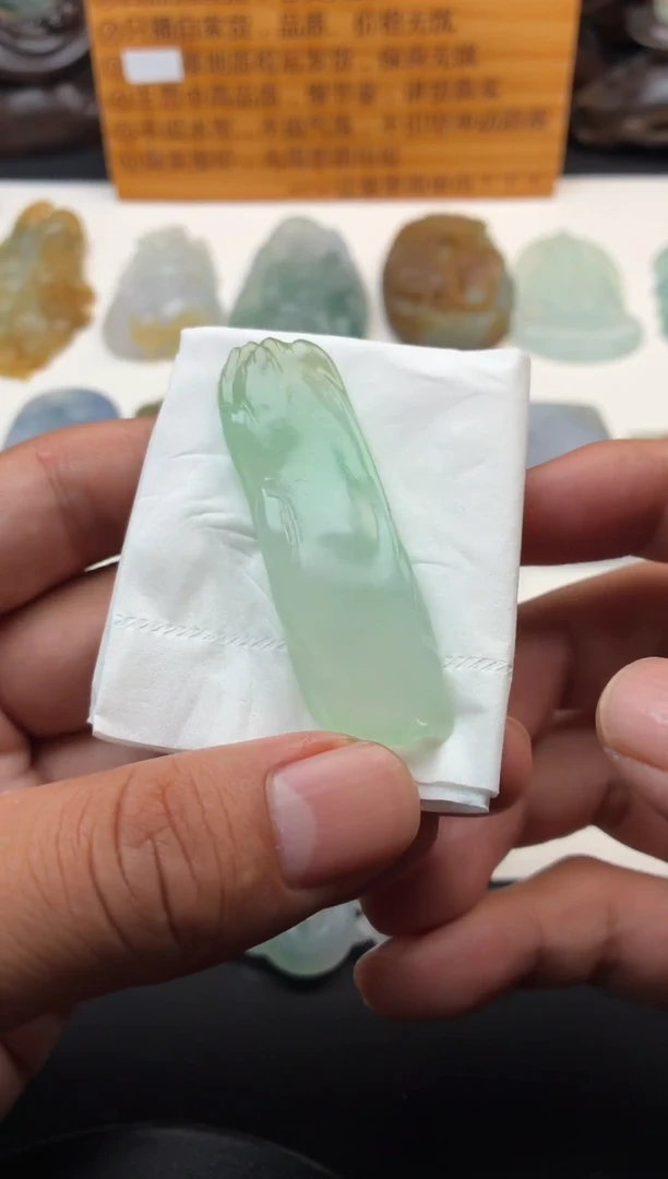 未镶嵌定制翡翠翡翠