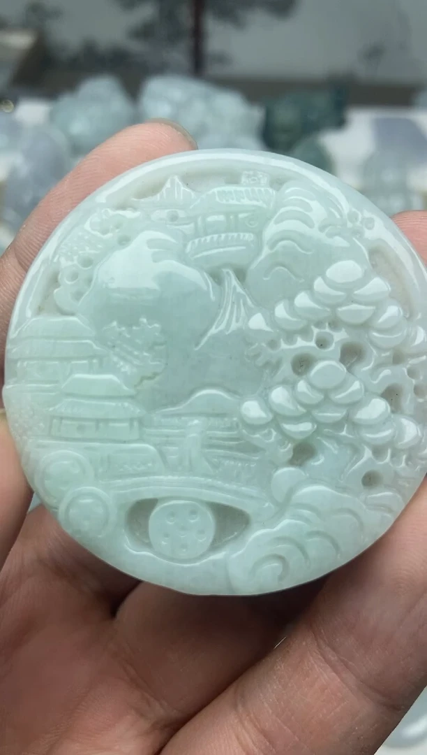 颈饰未镶嵌翡翠山水