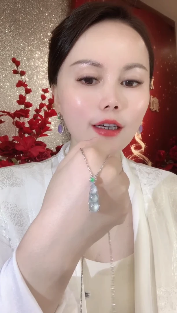 吊坠(不含链)18K金镶嵌翡翠A57