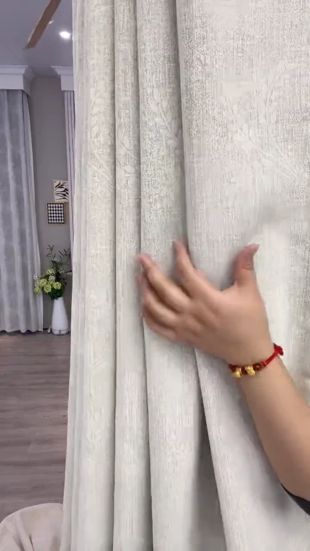 布闪电购商品17  微瑕（中）4.6打孔2.7