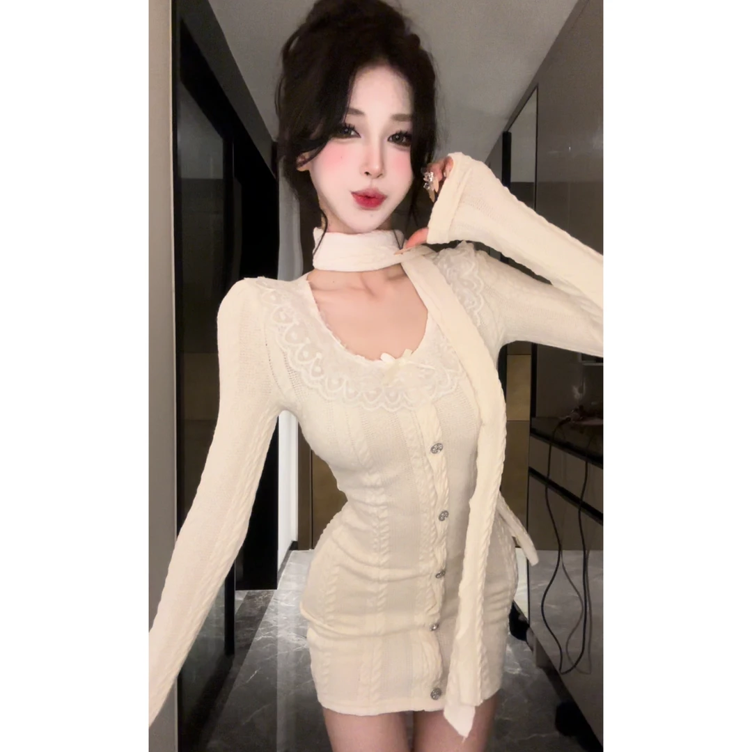 【彤彤推荐】法式甜妹风蕾丝花边长袖针织显瘦百搭纯欲风包臀短裙