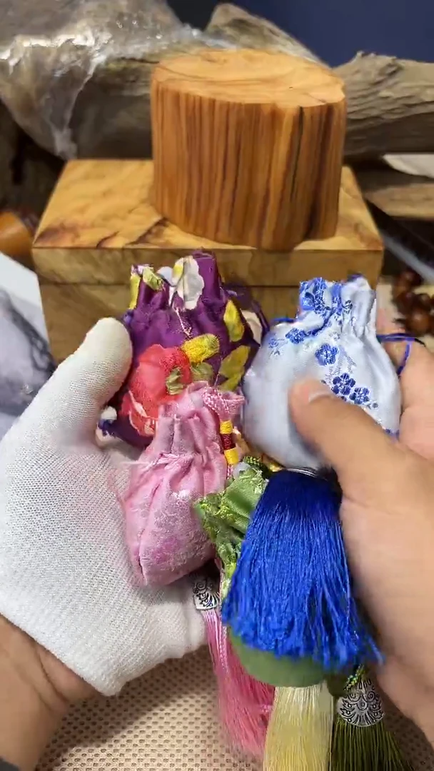 柏木（崖柏）南太行崖柏小福袋钱袋