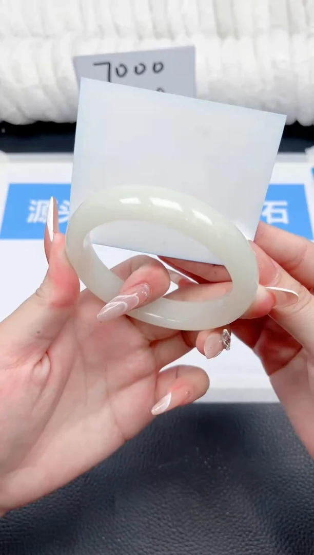 和田玉手镯未镶嵌134-青白62.3