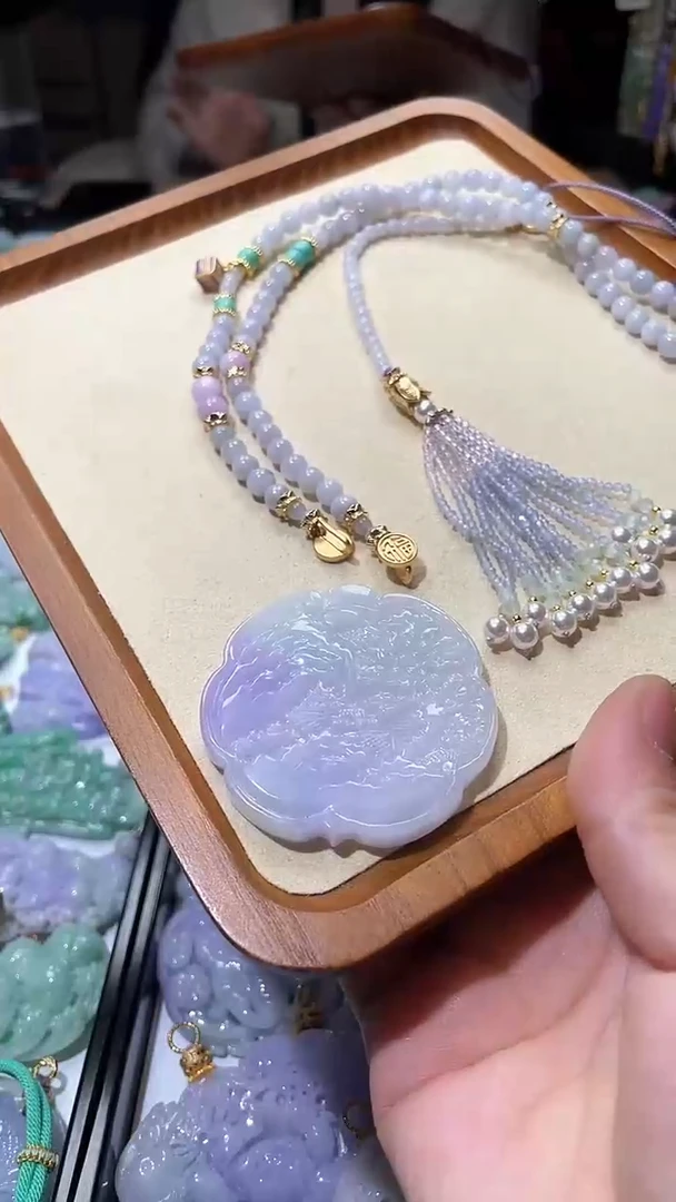 【闪购商品】翡翠颈饰未镶嵌吊坠