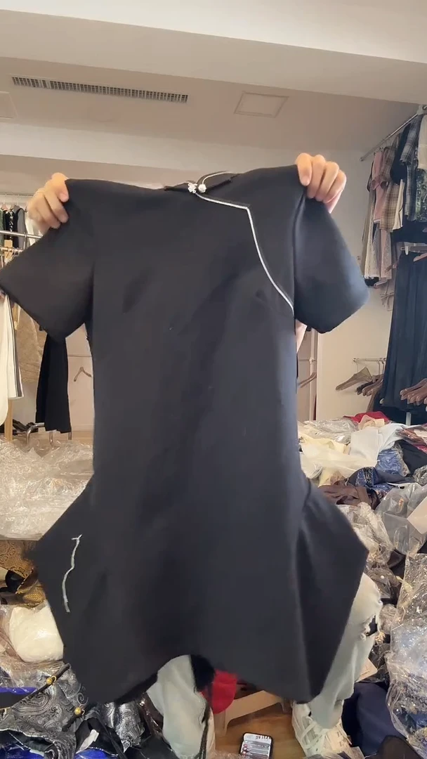 l   110斤以里  裙子