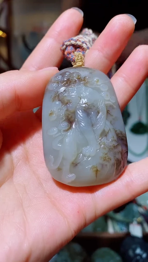 颈饰未镶嵌和田玉1