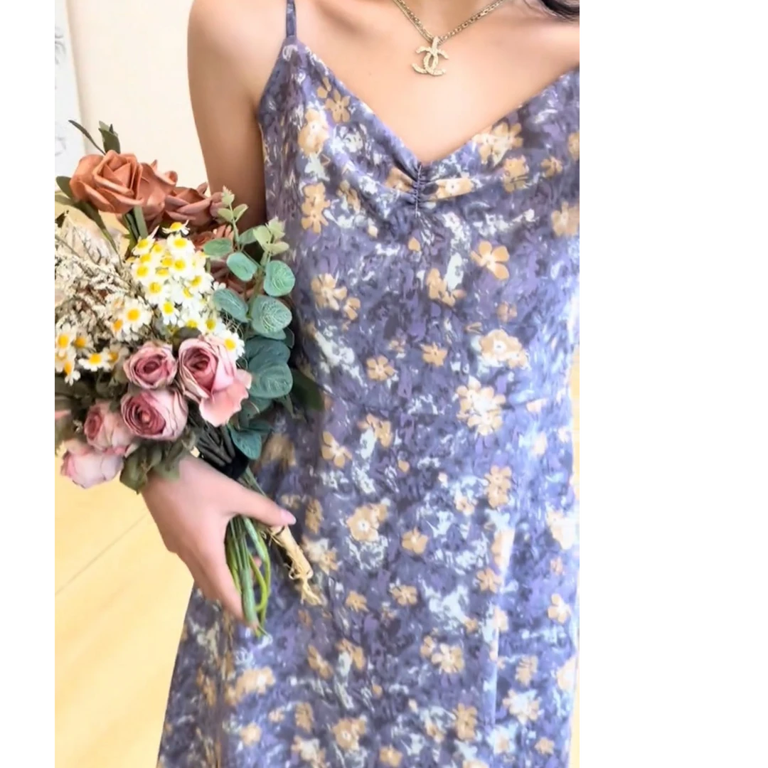 夏季2025新款显瘦遮肉法式浪漫感复古碎花无袖吊带油画裙8810