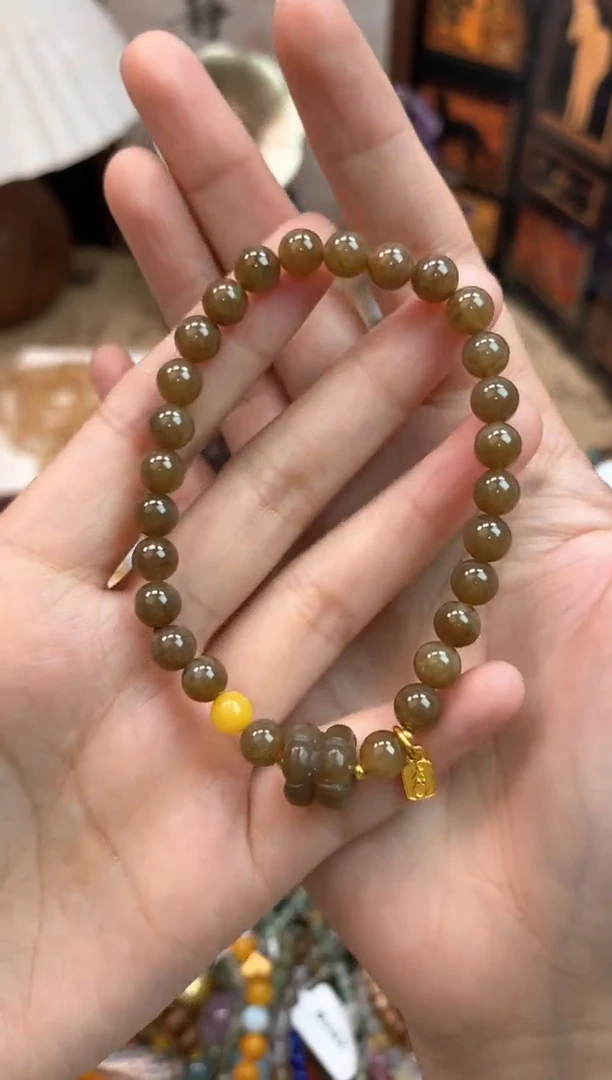 未镶嵌和田玉手饰180