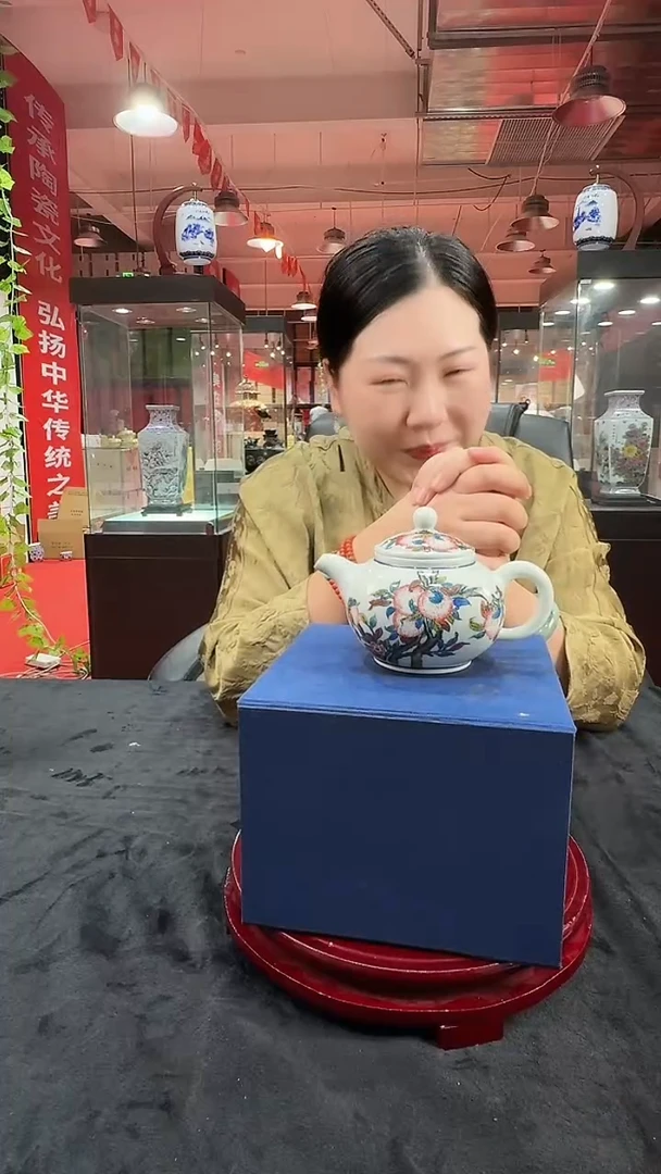 摆件景德镇稀土瓷e3