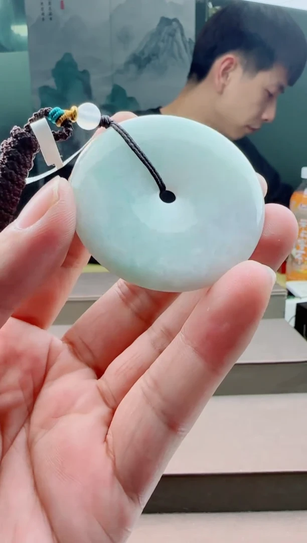 【闪购商品】翡翠颈饰未镶嵌11111111