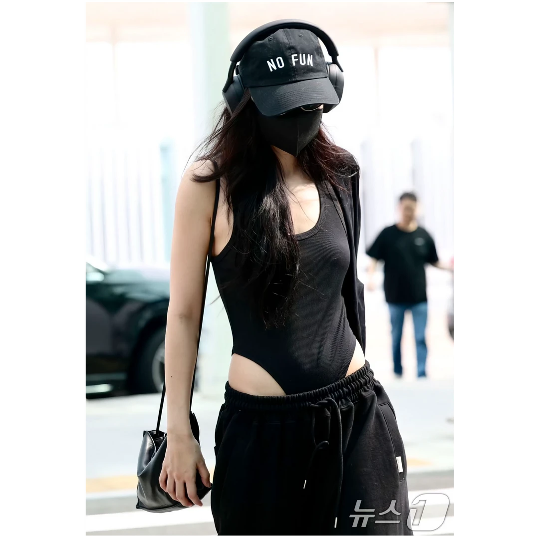 2025夏季新款纯欲性感辣妹风连体无袖吊带背心女配高腰显瘦休闲裤