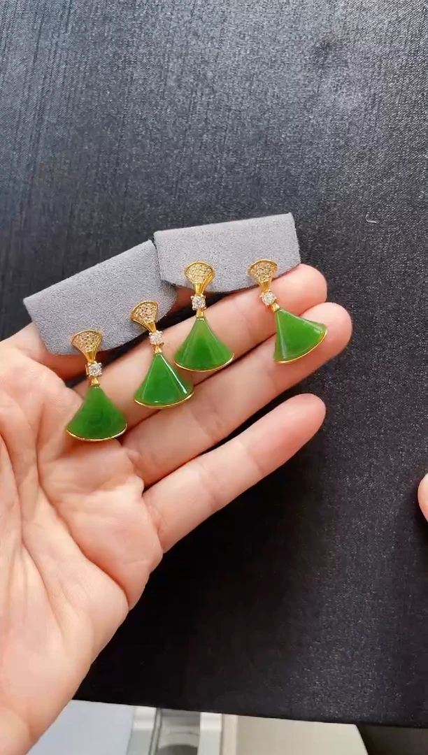 和田玉银S925镶嵌耳钉多样性发一