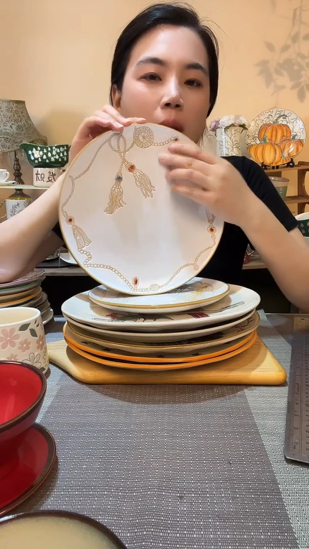 瓷片10英寸浮雕盘 微瑕介意勿拍