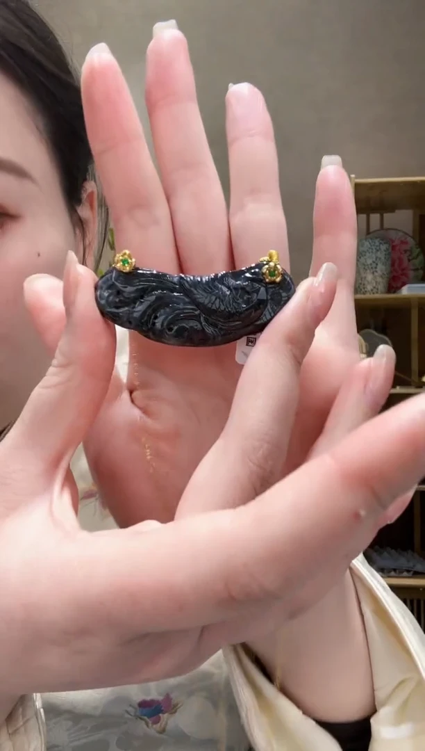 【闪购商品】翡翠颈饰未镶嵌吊坠