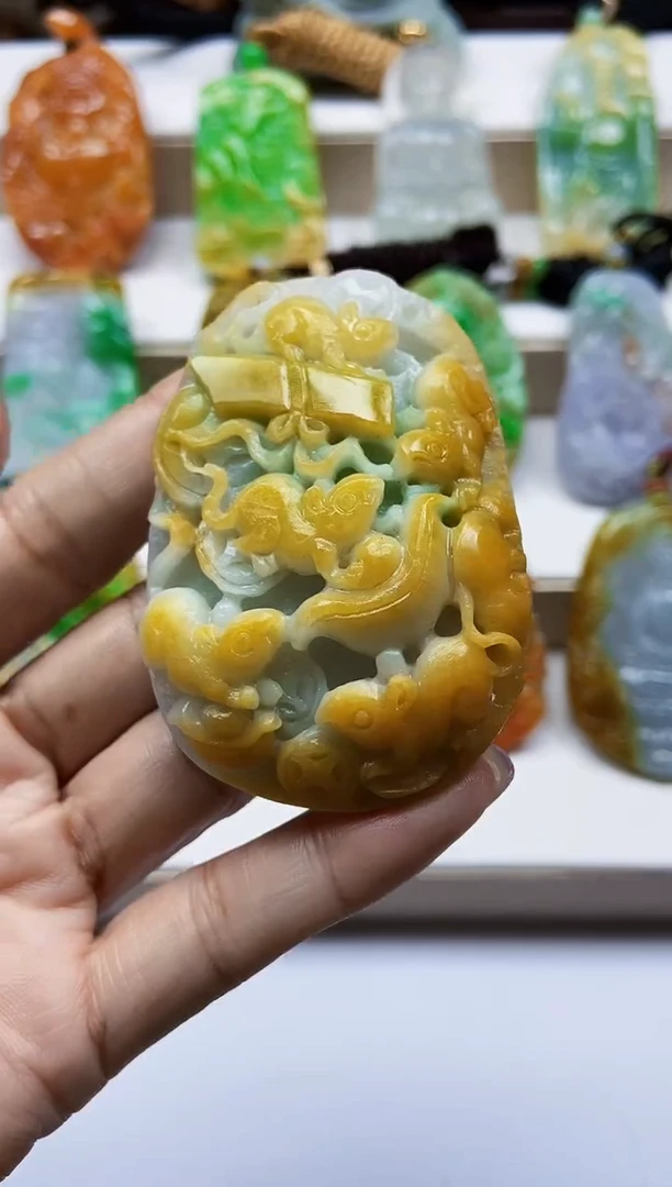 颈饰未镶嵌翡翠翡翠A货