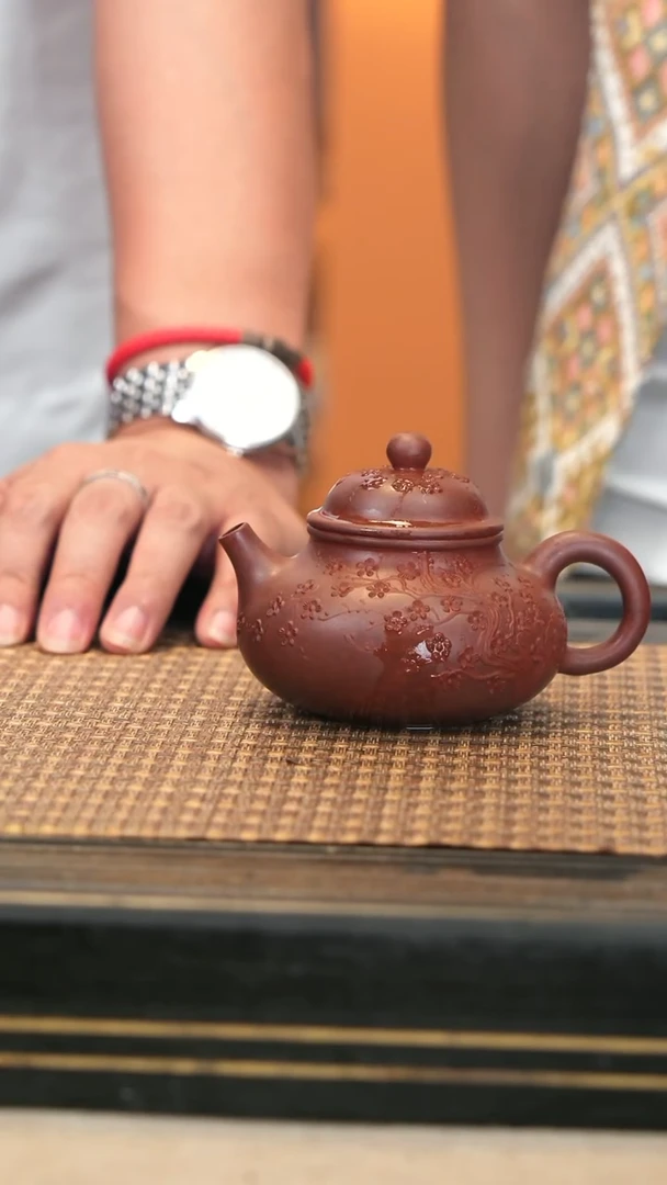 茶壶紫砂LJY60《梅花容天》黑疾星