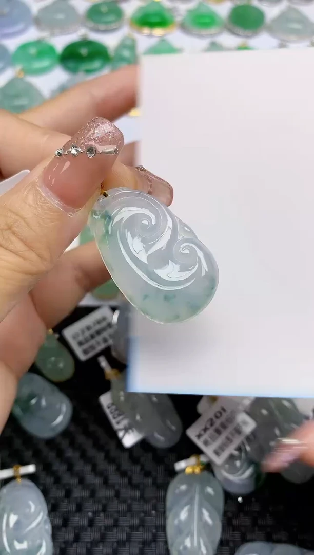 【闪购商品】翡翠颈饰18K金镶嵌天然A货翡翠 126