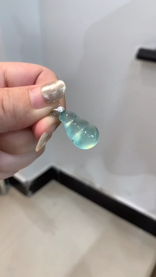 未镶嵌蛇纹石玉颈饰四季豆不带链子