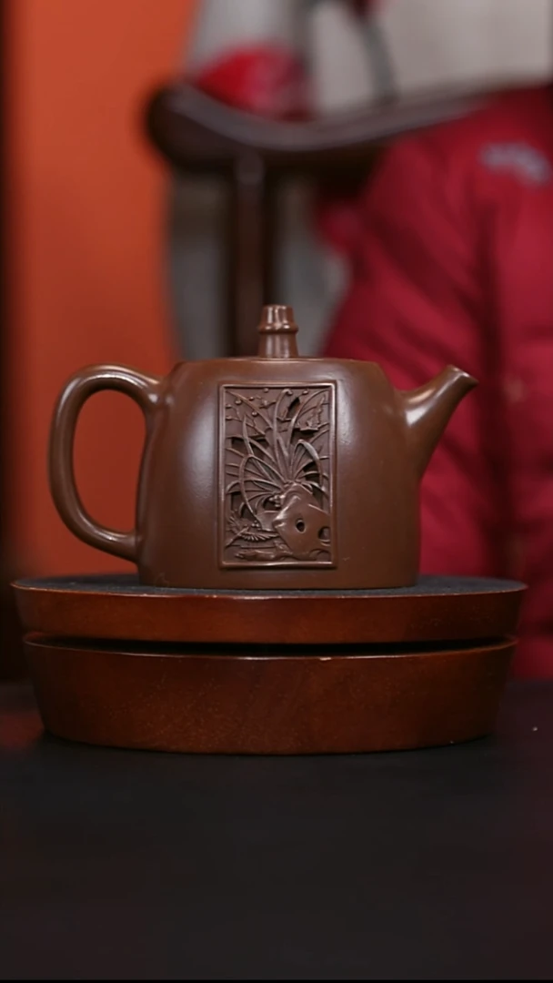 央广国宝苑紫砂茶壶 23