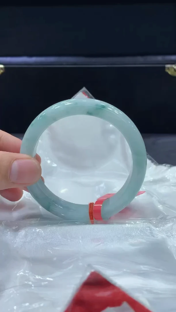 未镶嵌手镯翡翠翡翠手镯