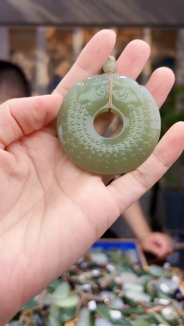 和田玉未镶嵌挂件拍一发一