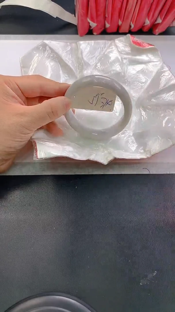 未镶嵌手镯翡翠274