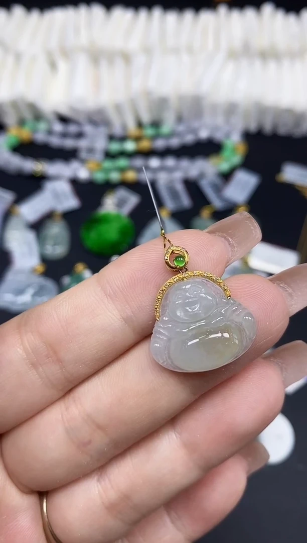吊坠(不含链)18K金镶嵌翡翠佛公18K金扣镶嵌@@CMT826-5