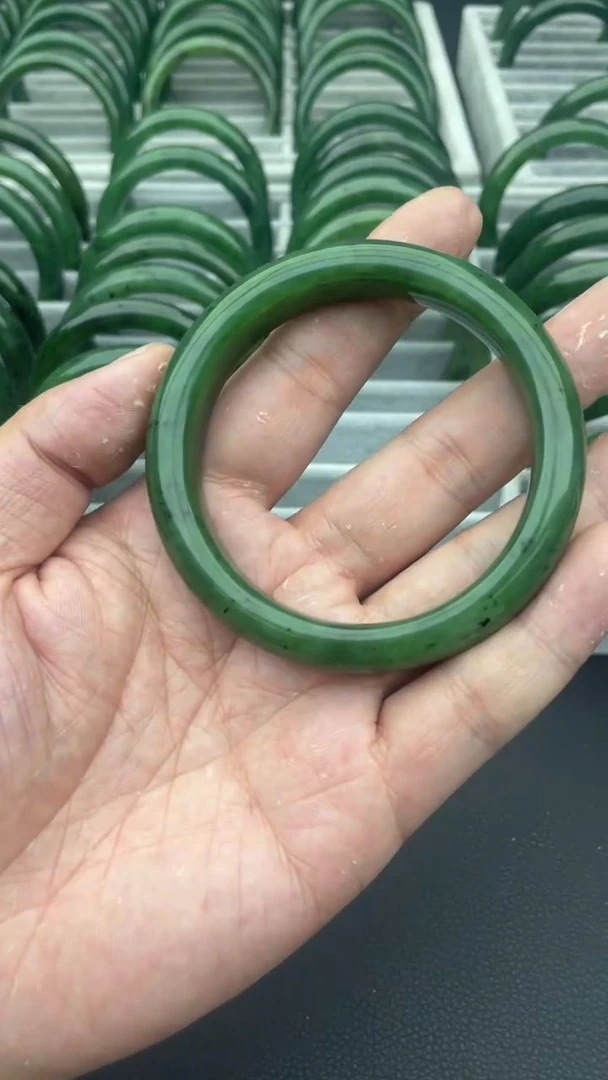 未镶嵌手镯和田玉（碧玉）54-60.4