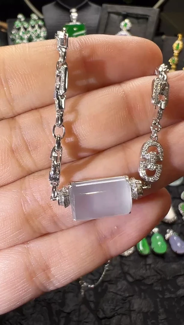 项链18K金镶嵌翡翠高冰玻璃种方糖项链