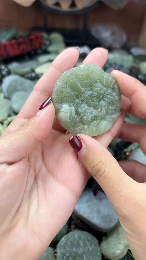 颈饰未镶嵌和田玉1