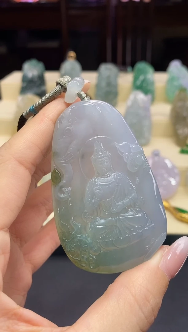 翡翠未镶嵌颈饰普贤