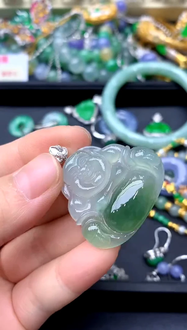 颈饰18K金镶嵌翡翠482-中国好珍宝