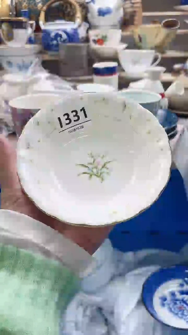 瓷片古****ა I331不退不换.感谢理解