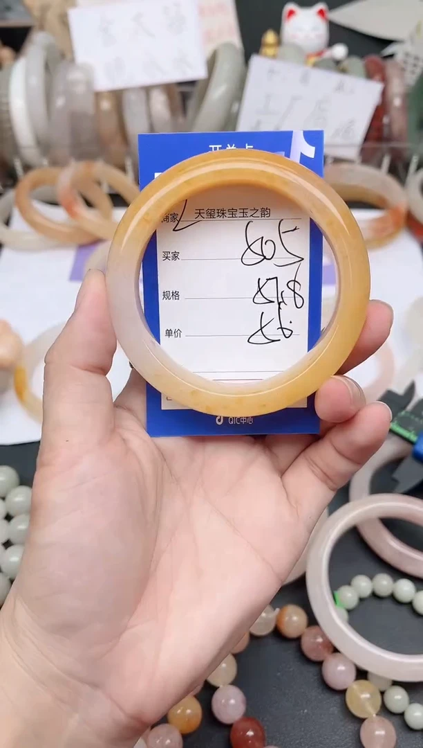 未镶嵌手镯石英质玉505