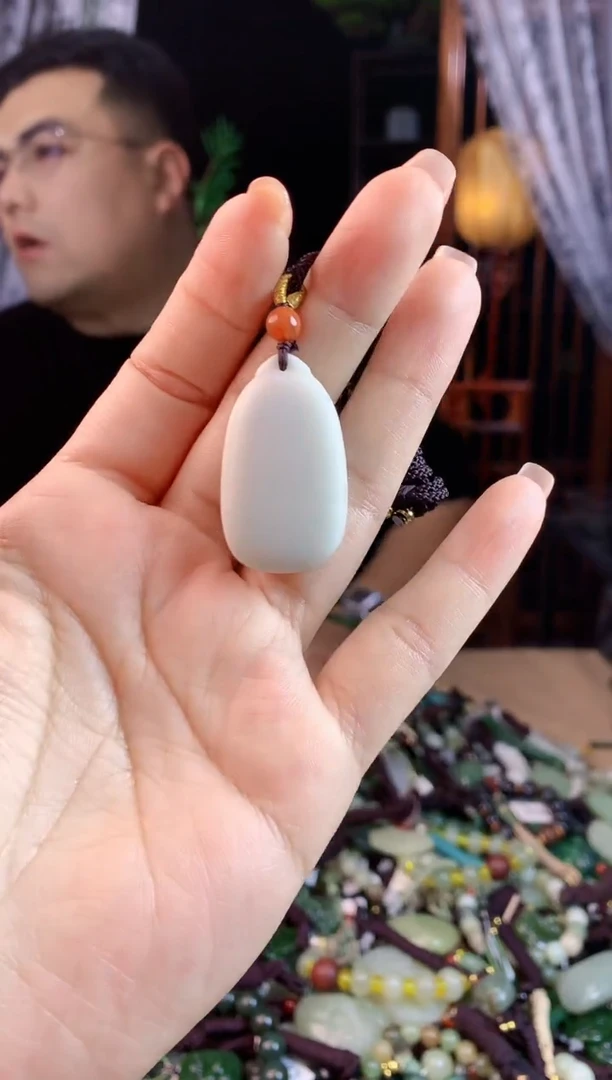 【闪购商品】和田玉挂件未镶嵌多样性发货拍一发一