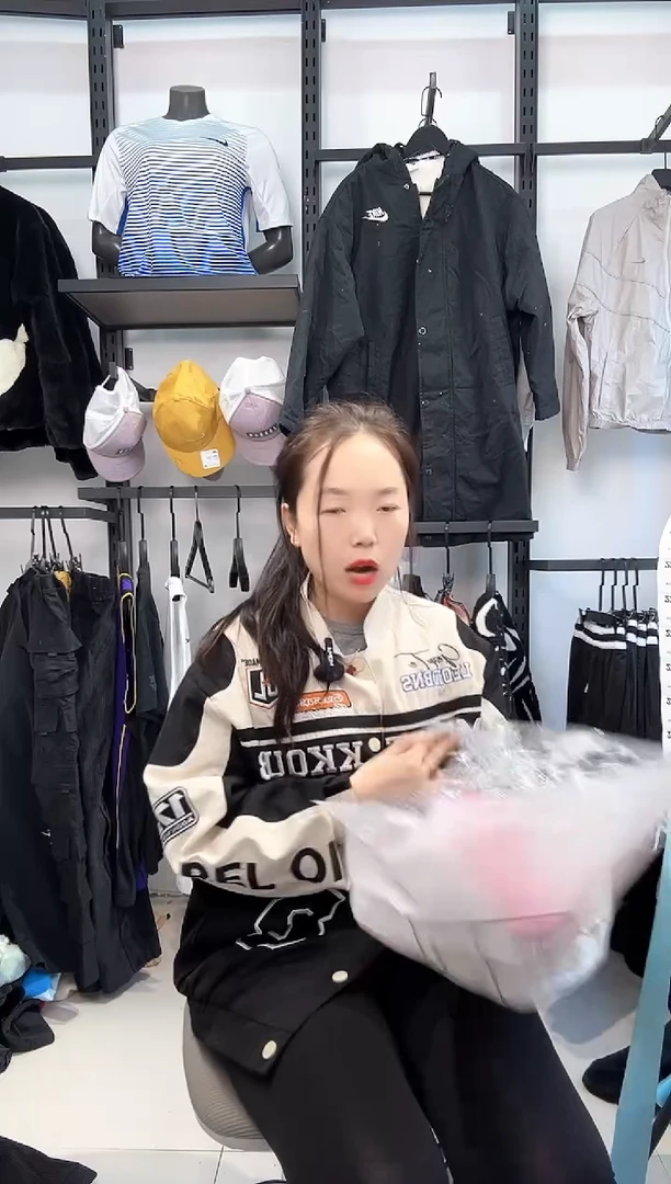 2325  编码  瑕疵直播间过款为准 尺码